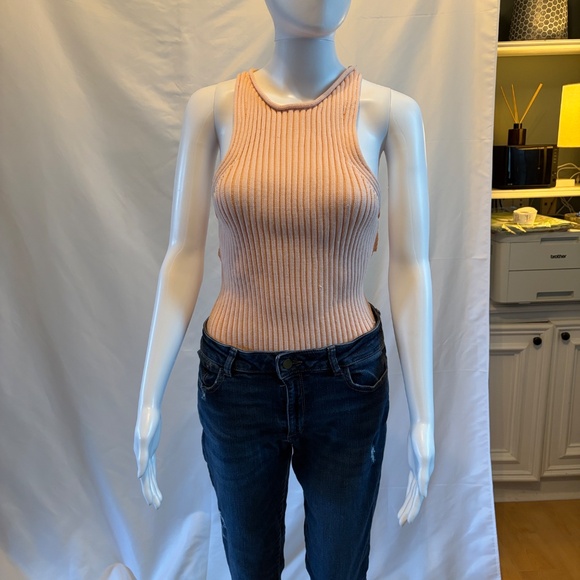 Alexander Wang Peach Ribbed Knit Tank Top – Size Medium - Picture 7 of 8